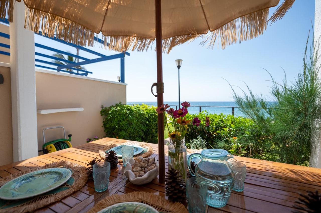 Apartamentos Playa Feliz 普拉亚戴尔雷安格莱斯 外观 照片
