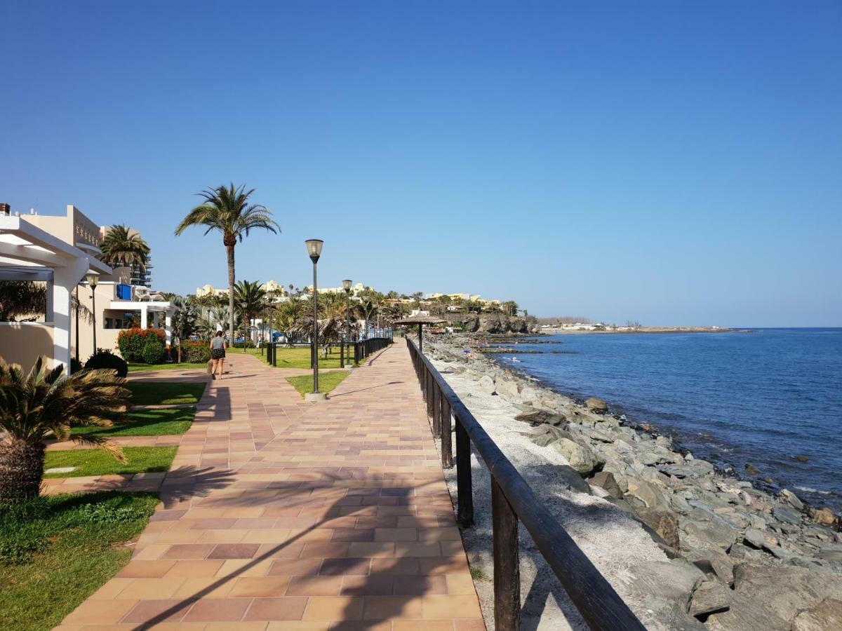 Apartamentos Playa Feliz 普拉亚戴尔雷安格莱斯 外观 照片